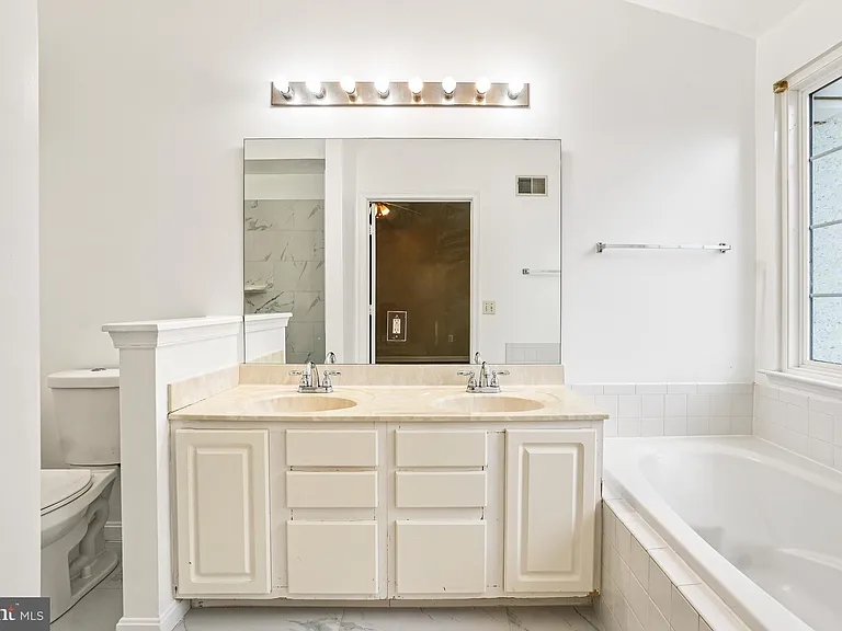 13711 Dunbar Ter — Photo 19
