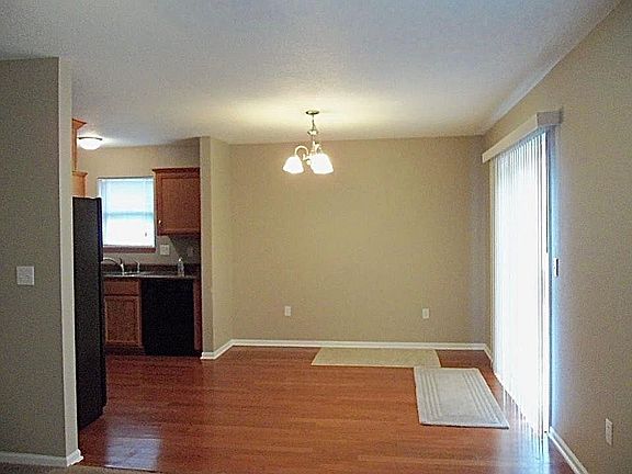 4th image of 1618 NW Jordan Ct