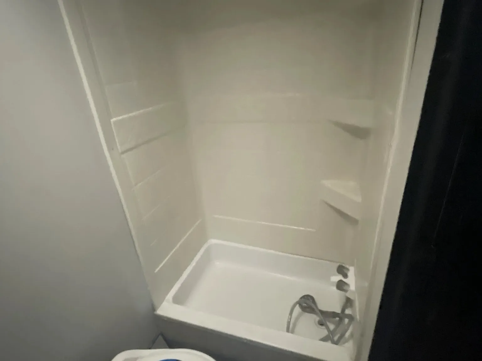 1 bed, 180 sqft, $850 — Photo 3