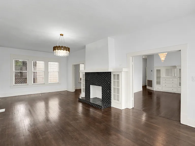 226 Army Blvd #1 — Photo 4