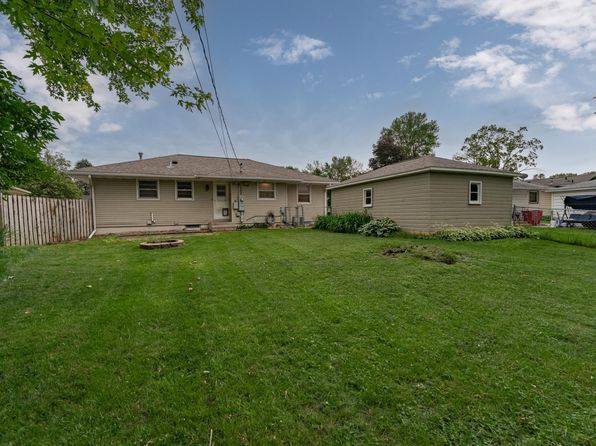 2213 Elton Hills Dr NW, Rochester, MN 55901