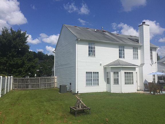 3rd image of 2596 Buyrn Cir