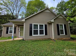 221 Auten Cir, Mount Holly, NC 28120