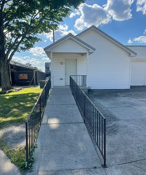 4980 Minnis Rd — Photo 1