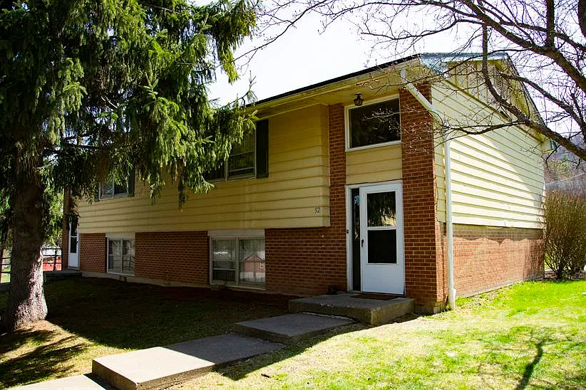 Mountain Ridge Townhouses — Photo 3