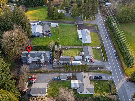 3rd image of 3621 103rd Avenue SE #B