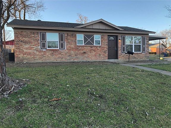 2nd image of 1101 Curtis Dr