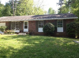 565 Camelot Dr, Athens, GA 30606