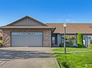 80 Cascadia Loop, Sequim, WA 98382