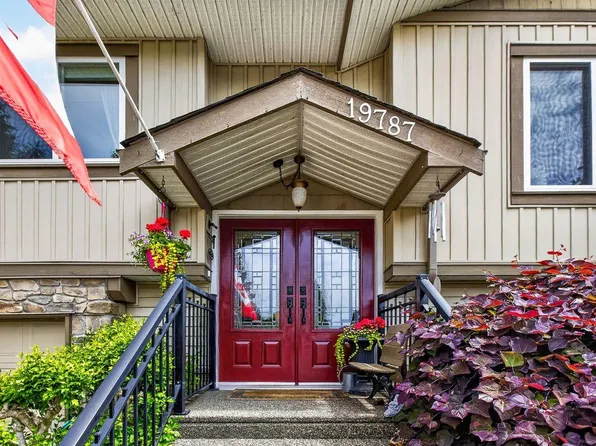 19787 116a Ave, Pitt Meadows, BC V3Y 1N8