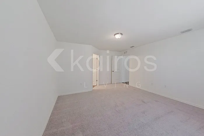 2306 NW 20th Pl — Photo 15