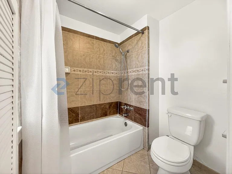9534 Swinton Ave — Photo 24