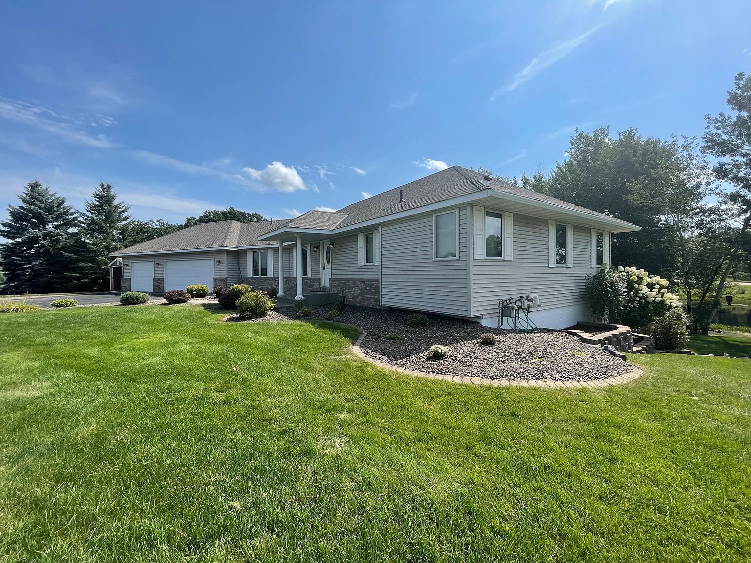 33547 6th St NE, Cambridge, MN 55008 | Zillow