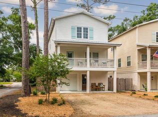 328 Palmetto St, Saint Simons Island, GA 31522