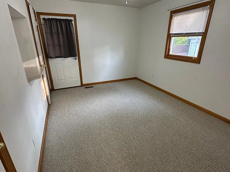 123 Pearl St — Photo 12