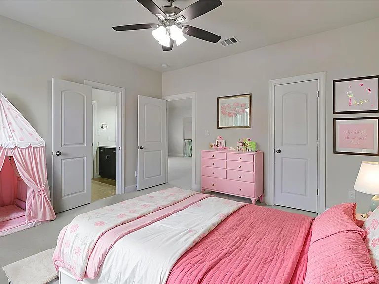 3009 Silvergrass Cv — Photo 26