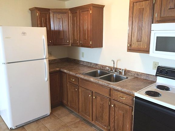2nd image of 409 Lehmer St APT B