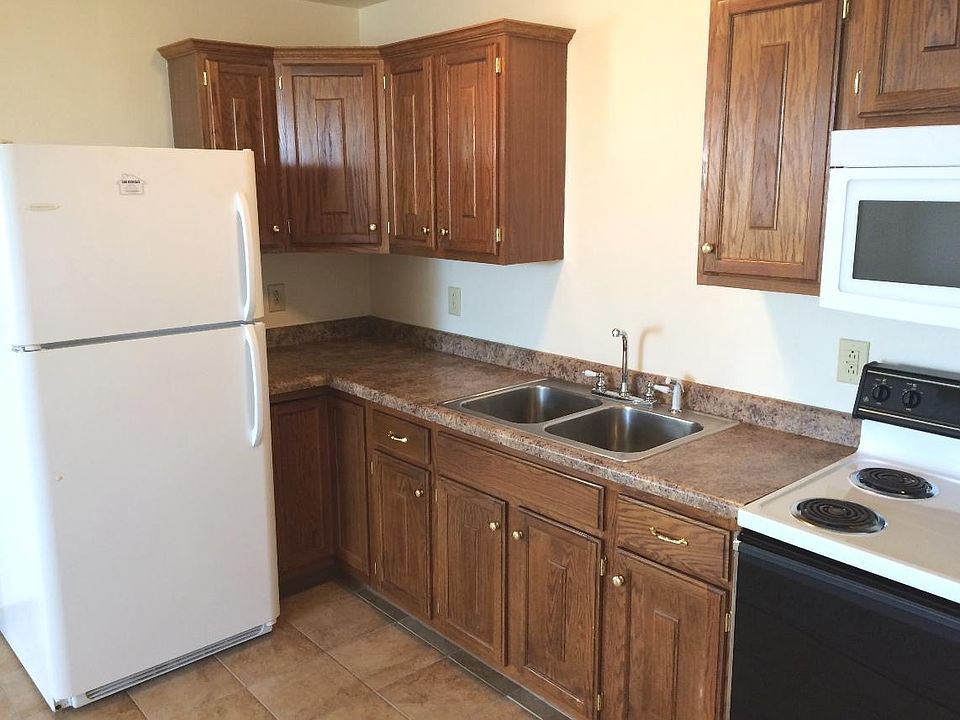 2nd image of 409 Lehmer St APT K