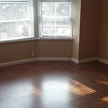 5th image of 417 N 50th St