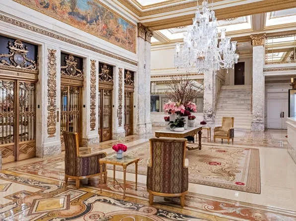 1 Central Park South image 16 of 25