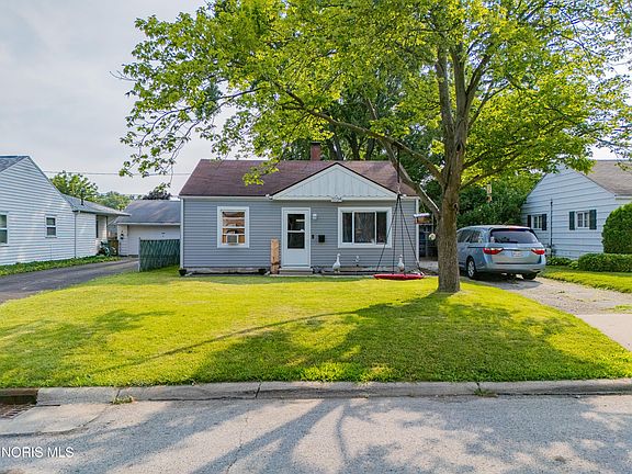 4th image of 1034 Cady St