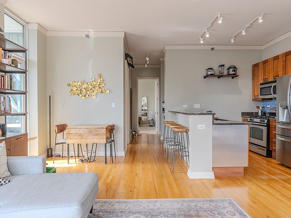 2nd image of 170 W Polk St #1305