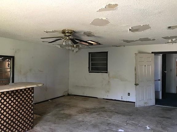 5th image of 2723 La Salle St