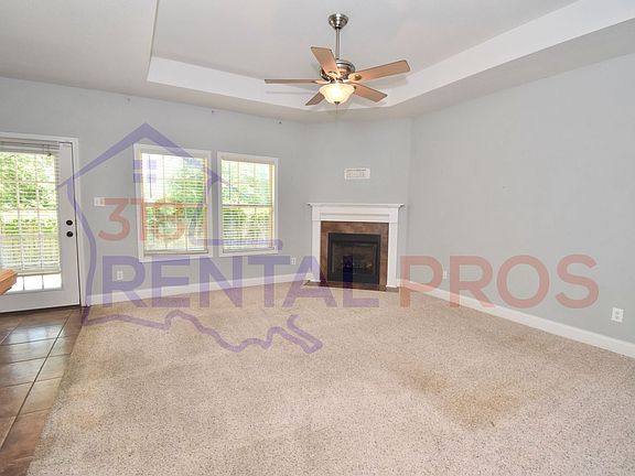 2nd image of 156 Pine St