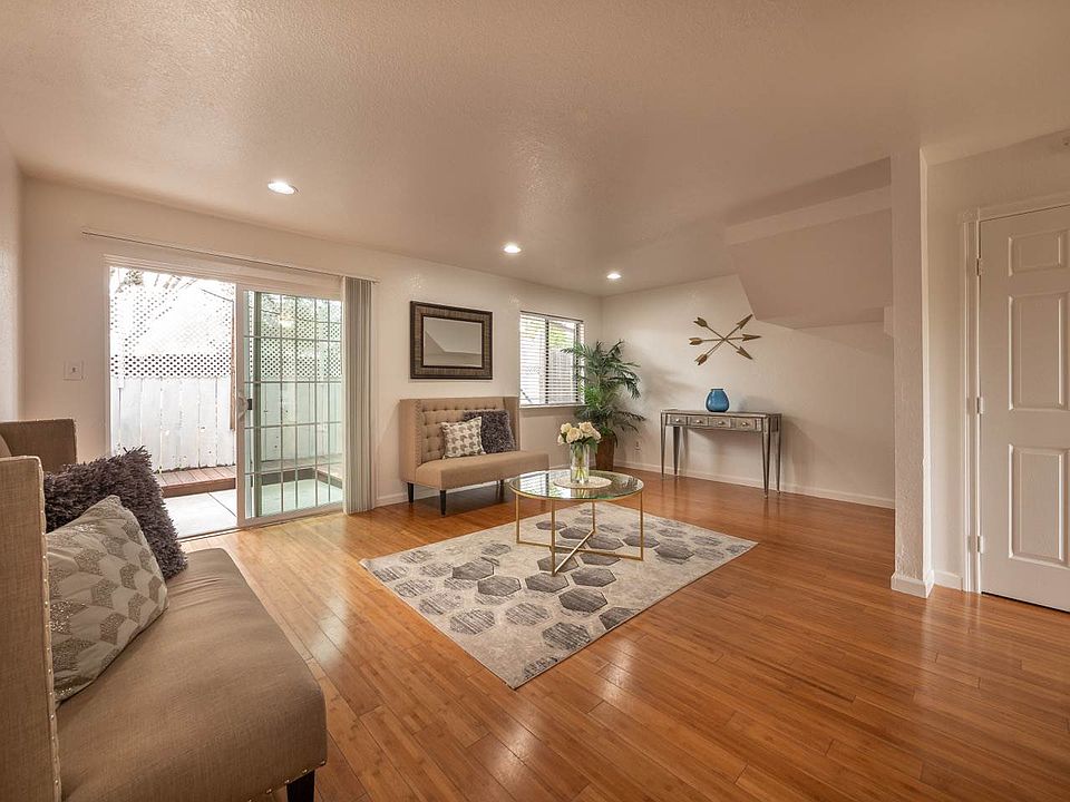 1st image of 27501 Huntwood Ave APT 3