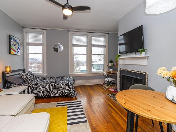 4th image of 345 Ramsey St #345B