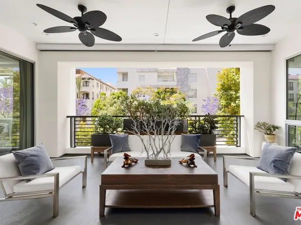 450 N Palm Dr Unit 306, Beverly Hills, CA 90210