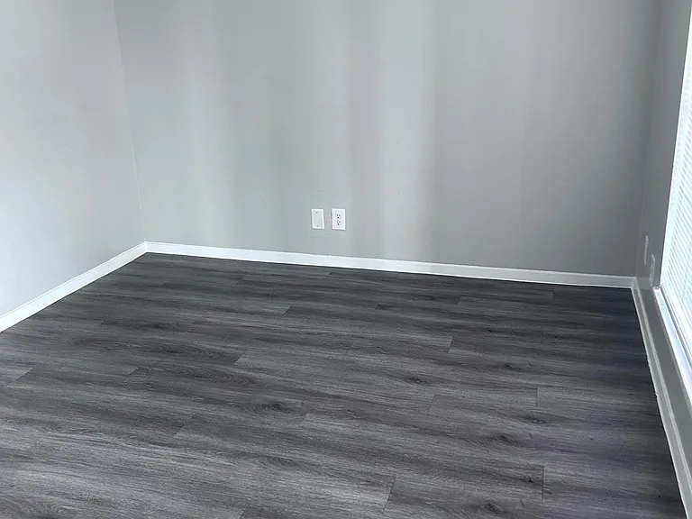 McIntyre Apartments — Photo 38