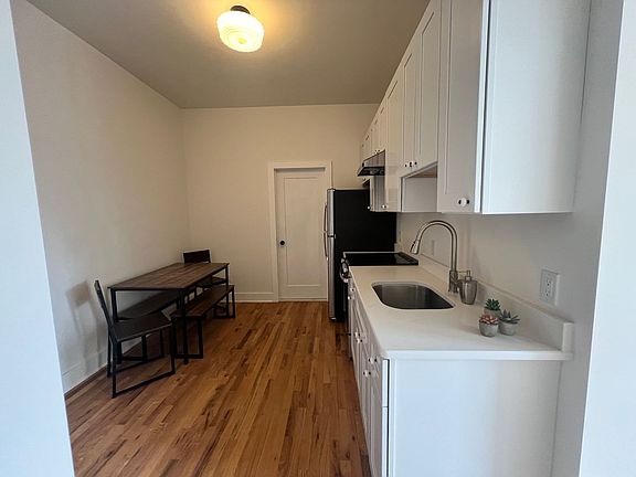 5th image of 106 E Broad St #7
