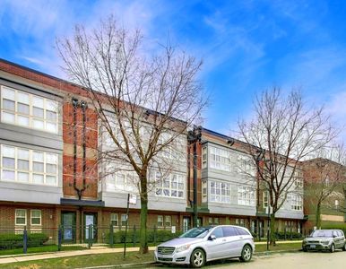 49 E 23rd St, Chicago, IL, 60616