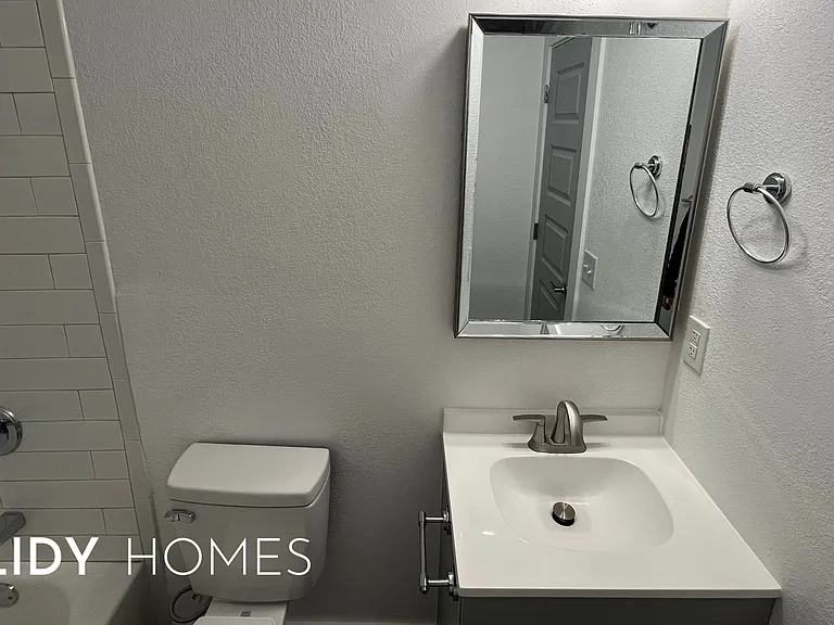 2813 SW 62nd St — Photo 15