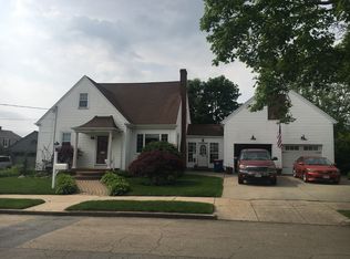 374 Dawson St, New Bedford, MA 02745