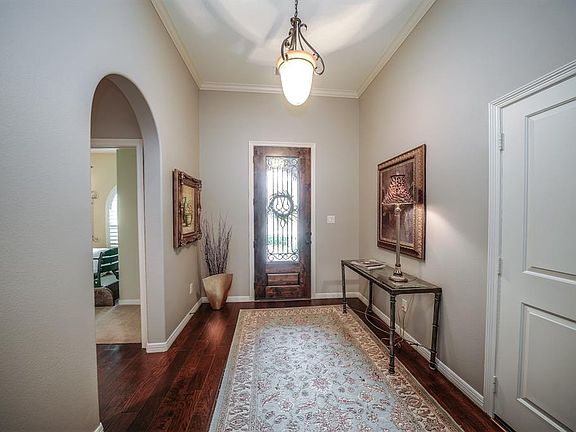 2nd image of 212 Rolling Creek Dr
