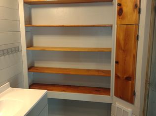 (Undisclosed Address), Glade Spring, VA 24340