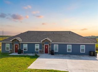 2001 S Valley Cir, La Feria, TX 78559