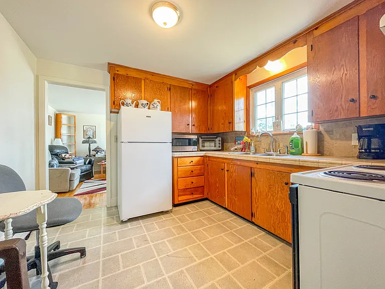 124 Pleasant Hill Rd — Photo 9