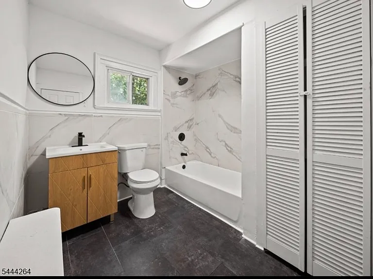 12 Clifford St — Photo 18