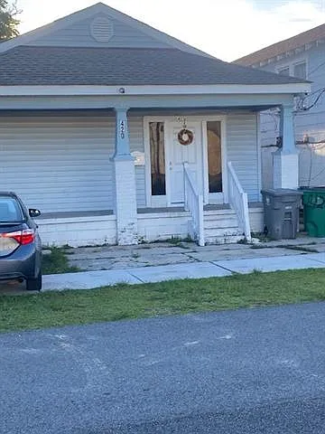 420 Gaudet Dr