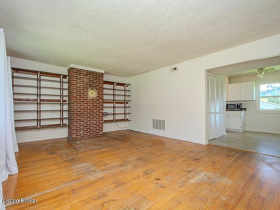 3rd image of 413 Ecchappe Ln