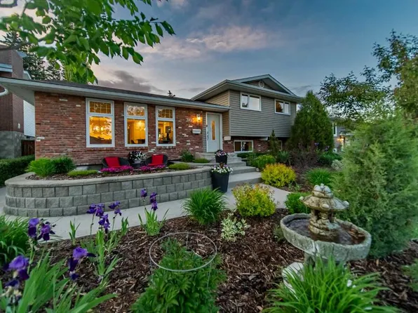 310 S Silver Ridge Cres NW, Calgary, AB T3B 3T5