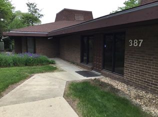 387 S Schmale Rd, Carol Stream, IL 60188