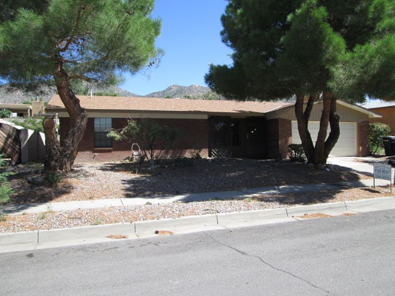 1st image of 1024 Monte Largo Dr NE