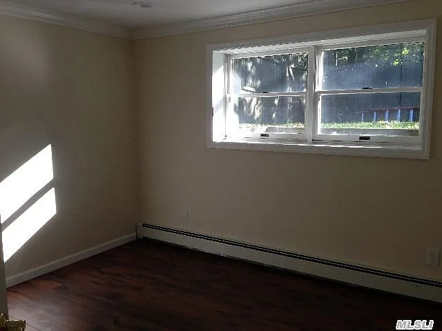 7 Village Woods Rd — Photo 8