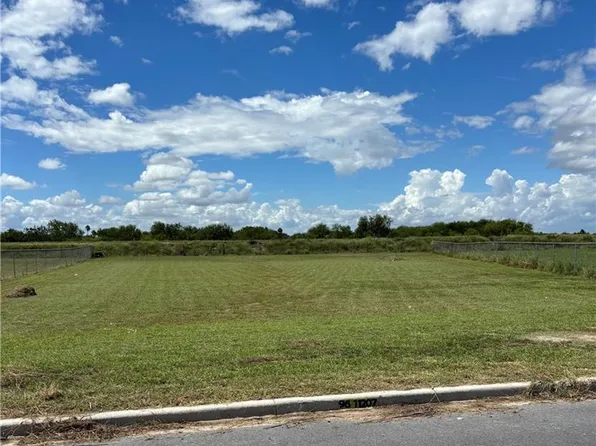 11207 Luisa Cir W, Mercedes, TX 78570