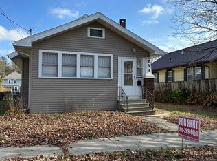 733 Denver St, Waterloo, IA 50702