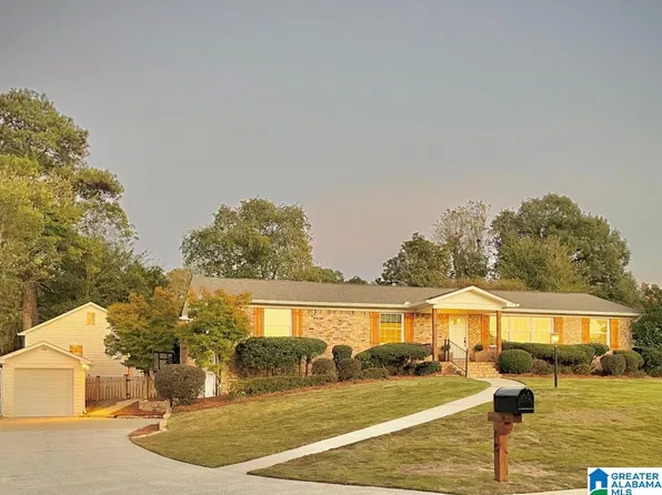 2709 Altadena Lake Rd, Birmingham, AL 35243